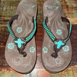 Montana West Women's Turquoise Color Cross Flip Flops Size 9 Worn 1 X